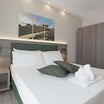 Esseneto 4*
