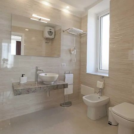 Frühstückspension Esseneto 4*