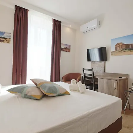فندق مبيت وإفطار Esseneto 4*